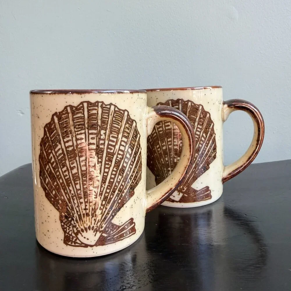 3/$30 🌟 VTG Shell Mugs Set of 2 - Picture 3 of 10